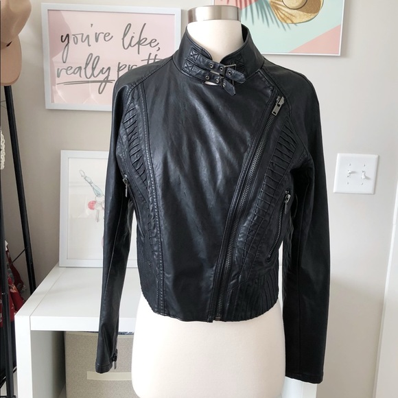 ❌SOLD❌Blank NYC Black Trendy Moto Jacket Medium - Picture 2 of 9
